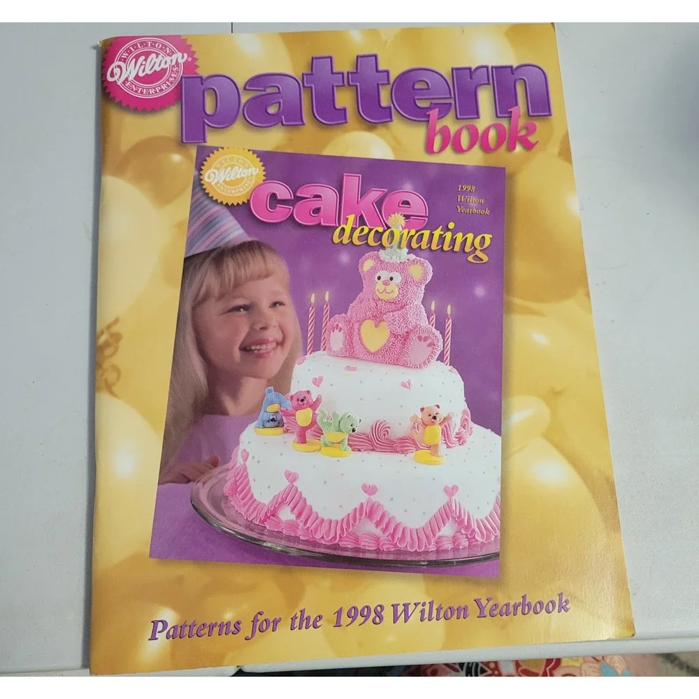 Wilton Pattern Book for 1998 Cake Decorating Yearbook Vintage Templates 408-980